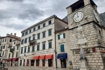 Uhapšeni u Ulcinju: Stranci u Kotoru ukrali 100.000 eura pa htjeli da pobjegnu iz Crne Gore