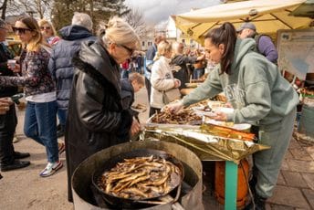 Otvoren Festival vina i ukljeve u Virpazaru, pogledajte kako je bilo (FOTO/VIDEO)