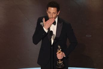 Brodijev govor na dodjeli Oskara najduži je ikad, oborio rekord star 82 godine Brodijev govor na dodjeli Oskara najduži je ikad, oborio rekord star 82 godine