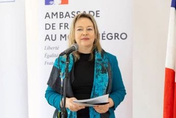 Maske: Svi koji ozbiljno razmišljaju o putu Crne Gore ka Evropskoj uniji moraju se ponašati u skladu s tim Maske: Svi koji ozbiljno razmišljaju o putu Crne Gore ka Evropskoj uniji moraju se ponašati u skladu s tim