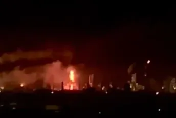 (VIDEO) Ukrajinci dronovima pogodili rusku rafineriju u Ufi udaljenoj od Ukrajine čak 1.300 kilometara (VIDEO) Ukrajinci dronovima pogodili rusku rafineriju u Ufi udaljenoj od Ukrajine čak 1.300 kilometara