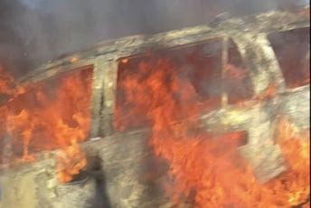 Izgorio automobil u Zeti: Intervenisali podgorički vatrogasci Izgorio automobil u Zeti: Intervenisali podgorički vatrogasci