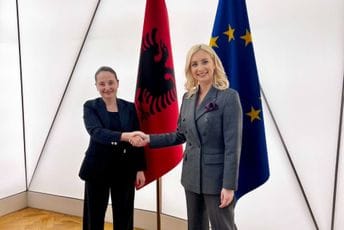 Gorčević u Tirani: Crna Gora i Albanija predvodnice evropskih integracija na Zapadnom Balkanu Gorčević u Tirani: Crna Gora i Albanija predvodnice evropskih integracija na Zapadnom Balkanu