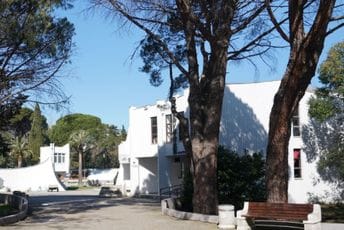 Opština Bar: Počinju radovi na uređenju javnih površina oko Doma kulture “Vladimir Popović Španac”, vrijednost investicije više od 730.000 eura Opština Bar: Počinju radovi na uređenju javnih površina oko Doma kulture “Vladimir Popović Španac”, vrijednost investicije više od 730.000 eura