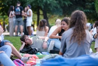 Vrhunski zvuk i šareni park pod vedrim nebom na Pogoričkom pikniku; Dragićević: Trudimo se predstavimo kvalitet, sviraće i Zoster