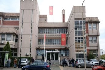 Osnovni sud u Podgorici demantuje Šćepanovića: Policija mogla da pretresa stan Danila Mandića bez naredbe suda