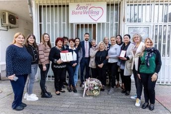 Milatović odlikovao NVU „Žene Bara“: Primjer iskrenog saosjećanja i nesebične brige za druge Milatović odlikovao NVU „Žene Bara“: Primjer iskrenog saosjećanja i nesebične brige za druge