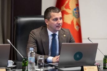 Bečić: Šćepanoviću će biti produžen mandat, Lazarević od 8. juna neće biti načelnik Generalštaba
