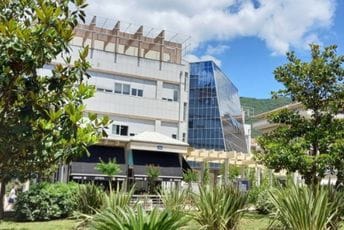 Odmazda za provjeru bolovanja: Grubišić navodno hakovao opštinski IT sistem jer Komnenović nije spriječio pokretanje procedure protiv njega