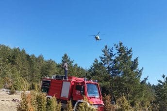 (FOTO/VIDEO) Žabljak: Požar na Crnom vrhu i dalje bukti, gašenje otežava vjetar