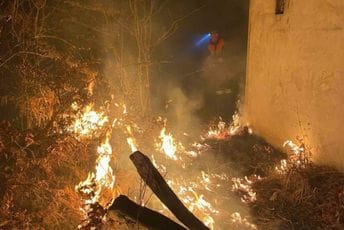 (FOTO/VIDEO) U Bijelom Polju za vikend buknulo 25 požara; Kolić: Nemar glavni uzrok, građani da se suzdrže od paljenja na otvorenom