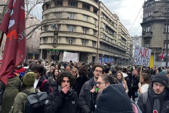 U Beogradu traktorima izbušene gume, privođenja u Novom Sadu, BIA skidala tablice sa autobusa studenata u Kragujevcu