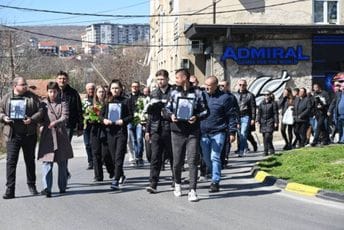 Sahranjene žrtve požara u S. Makedoniji: Tužni prizori iz Kočana