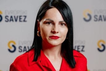 Vujičić: Ne dangubite već vratite obalu u Baošićima u prvobitno stanje