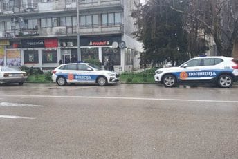 Nikšić: Policija traga za počiniocem, iz kladionice uz prijetnju oteo novac