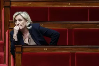 Le Pen osuđena na četiri godine zatvora, zabranjeno joj političko djelovanje do 2030.