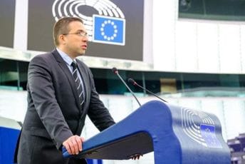 Sokol: Nadamo se da Spajić može držati Crnu Goru na EU putu