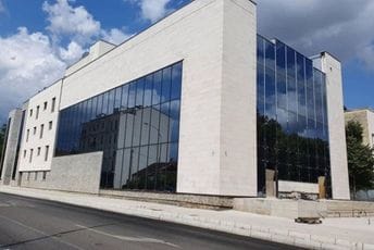 Tri kandidata za v.d. direktora Gradskog pozorišta Tri kandidata za v.d. direktora Gradskog pozorišta