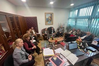 Program reforme pravosuđa za Zapadni Balkan: Prva radna sesija pilot projekta održana u Osnovnom sudu u Podgorici Program reforme pravosuđa za Zapadni Balkan: Prva radna sesija pilot projekta održana u Osnovnom sudu u Podgorici