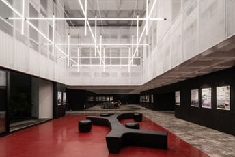 Timu crnogorskog Arhitektonskog fakulteta BIG SEE nagrada za adaptaciju hola tehničkih fakulteta Timu crnogorskog Arhitektonskog fakulteta BIG SEE nagrada za adaptaciju hola tehničkih fakulteta