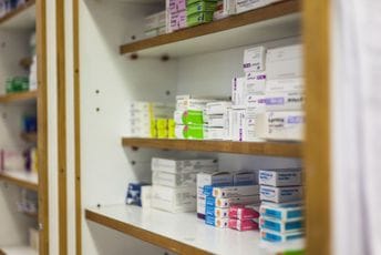 Onkološki pacijenti pitaju, Ministarstvo zdravlja ćuti, a FZO kaže da nemaju novca za liječenje svih