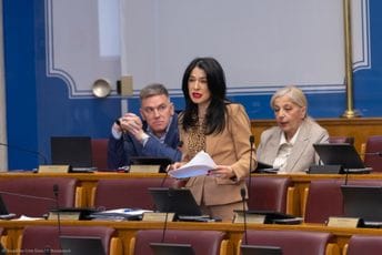 Bojanić Lalović: Smanjenje zarada dokaz da su prosvjetni radnici i obrazovanje za ovu Vladu fiskalni eksperiment