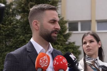 (VIDEO) Muratović: Nakon današnjih izbora, DPS će dominantno činiti novu odgovornu lokalnu vlast u Nikšiću (VIDEO) Muratović: Nakon današnjih izbora, DPS će dominantno činiti novu odgovornu lokalnu vlast u Nikšiću