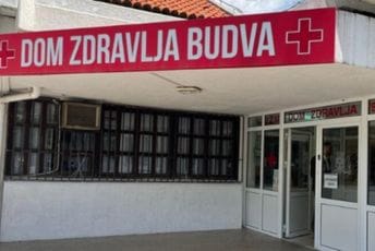Zdravstveni skandal u Budvi; Pešalj: Mislila sam da ću umrijeti u sred dana, u javnoj zdravstvenoj ustanovi