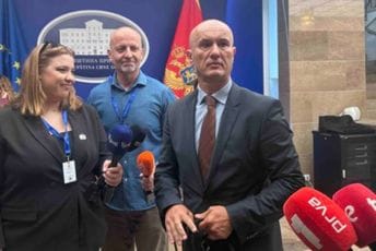 Laković: Neopravdan je zahtjev opozicije da Mandić podnese ostavku