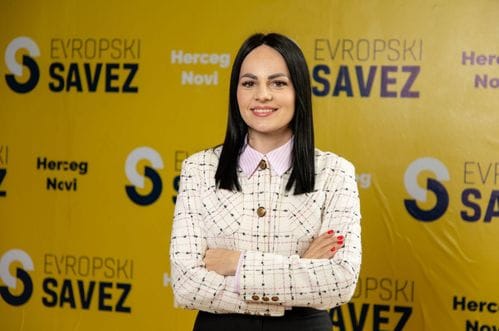 (FOTO) Vujičić: Tabla o rekonstrukciji Njegoševe ulice u Herceg Novom i dalje ne postoji, a radovi još traju