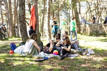 (FOTO) Manifestacija „Svi na Vrmac“ u znaku prirode, rekreacije i proslave 1. maja