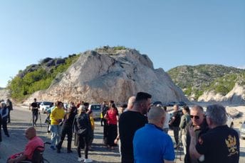 Građani danas tri sata blokiraju saobraćaj na Kruševom ždrijelu