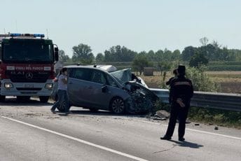 Italija: Izbo ženu, pokušao da pobjegne pa poginuo u udesu nedaleko od kuće