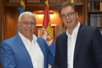 Mandić: Znam da Vučić ne bi prekinuo posjetu SAD bez ozbiljnog zdravstvenog razloga
