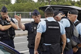 Slavili, pili i pucali: Francuski vojnik preminuo nakon što je pogođen u glavu tokom „igre” s kolegama