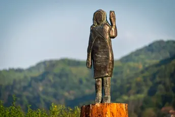 Ukradena statua Melanije Tramp u Sloveniji
