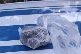 Tivat: Policija kod državljanina Srbije pronašla marihuanu; Kotor: Kod operativno interesantnog lica pronađene dvije vrste narkotika