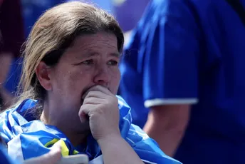 (FOTO/VIDEO) Suze za oproštaj od istorijski najvažnijeg stadiona: Everton na Gudisonu odigrao posljednju utakmicu