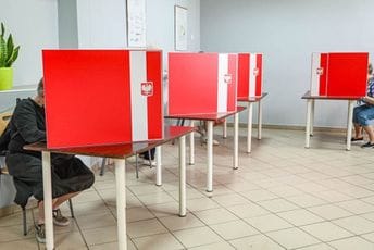 Poljska: Ide drugi krug, najviše glasova dobio kandidat Tuskovog bloka