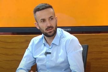 Cetinje: Automobil advokata Petra Martinovića oštećen u požaru, policija utvrđuje okolnosti događaja