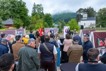 "Oslikani trenuci kroz objektiv" na Dvorskom trgu; Abramović: Pamtiću za sva vremena pogled sa Cetinja tog 21. maja