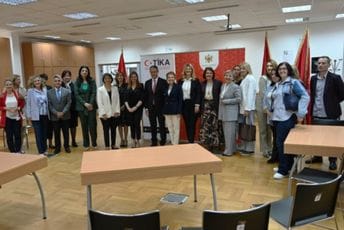 TIKA donirala kancelarijski namještaj Zavodu za školstvo Crne Gore