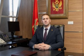 Šćepanović ponovo izabran za v.d. direktora Uprave policije