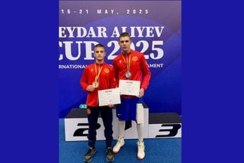 Mrdak zlatni, Roganović srebrni u Bakuu