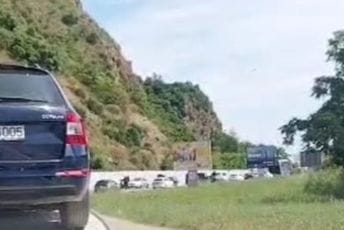 Zbog udesa, formirane duže kolone iznad Budve