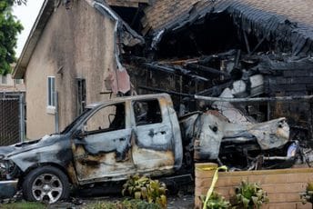 Nove informacije o padu aviona u Americi: Više je poginulih (FOTO / VIDEO)