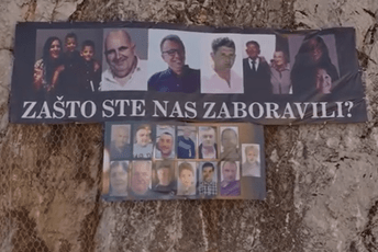 "Zašto ste nas zaboravili": Građani Cetinja i večeras blokirali magistralu prema Podgorici
