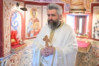 Zeković: Vaskrsnuće kapela na Lovćenu, u njoj će Njegoš opet naći spokoja