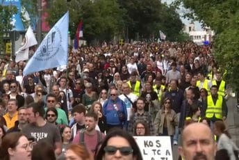 "Pazi koga biraš": Studenti protestovali u Beogradu, pozvali na vanredne izbore