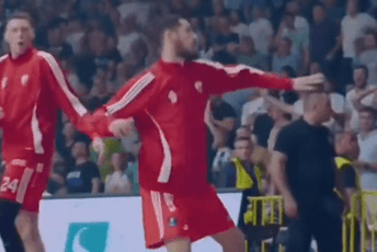 Da li je Kalinić upravo gađao publiku u Podgorici? (VIDEO)